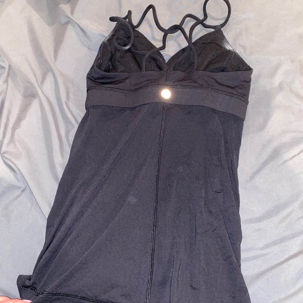 lululemon size 4 black tank